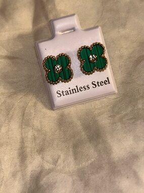 Green Clover Stainless Steel Stud Earrings